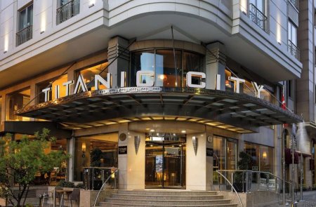 رحلة اسطنبول بفندق Titanic City Taksim